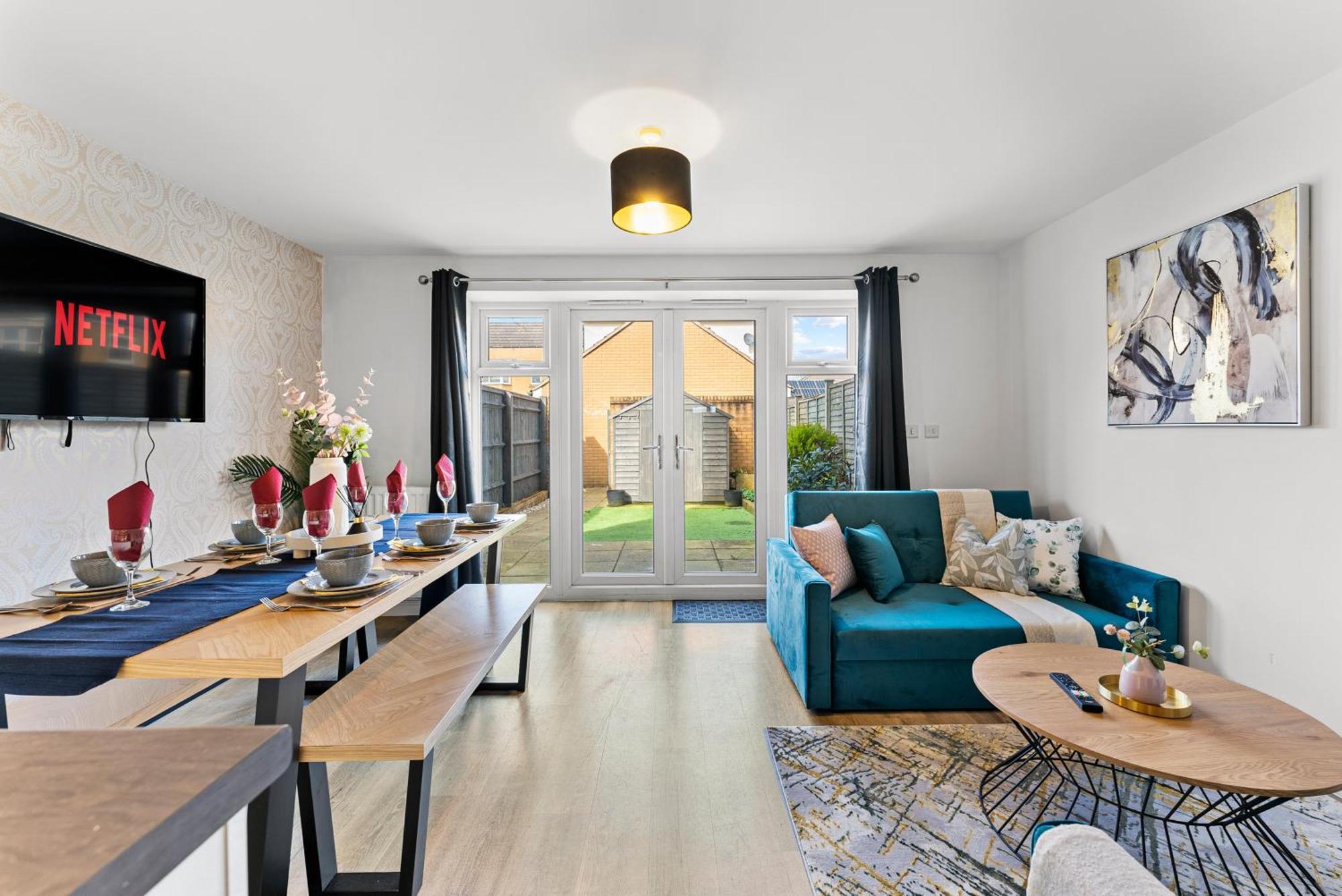 Ferienhaus Stylish 4 Bed - Parking - Sleeps 14